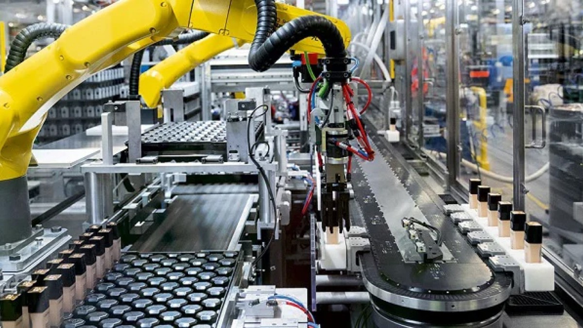 واردات ابزار آلات و ماشین‌ آلات صنعتی از چین