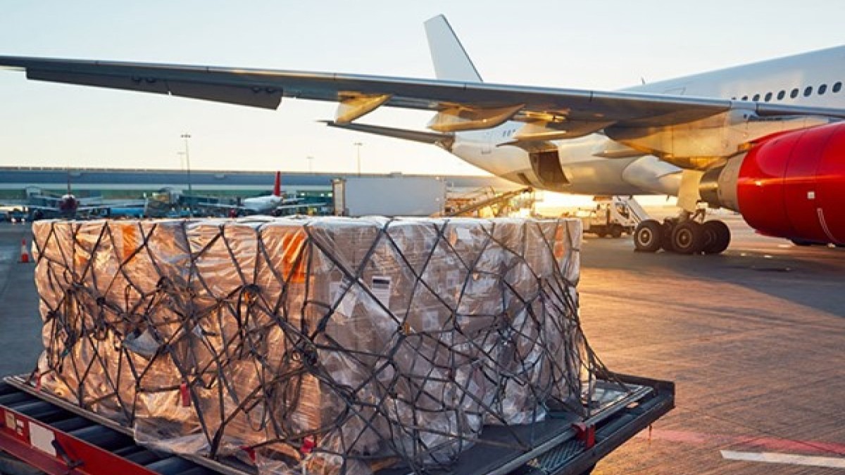 حمل هوایی چیست و چرا سریع‌ترین روش حمل است؟