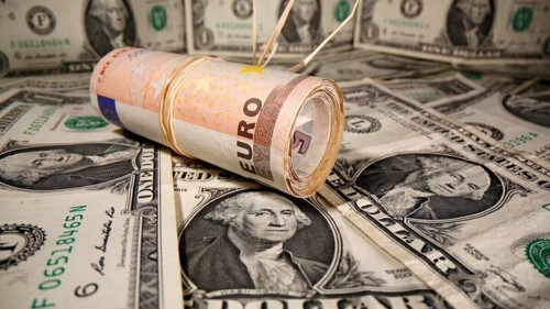 تأثیر نوسانات ارز بر واردات کالا